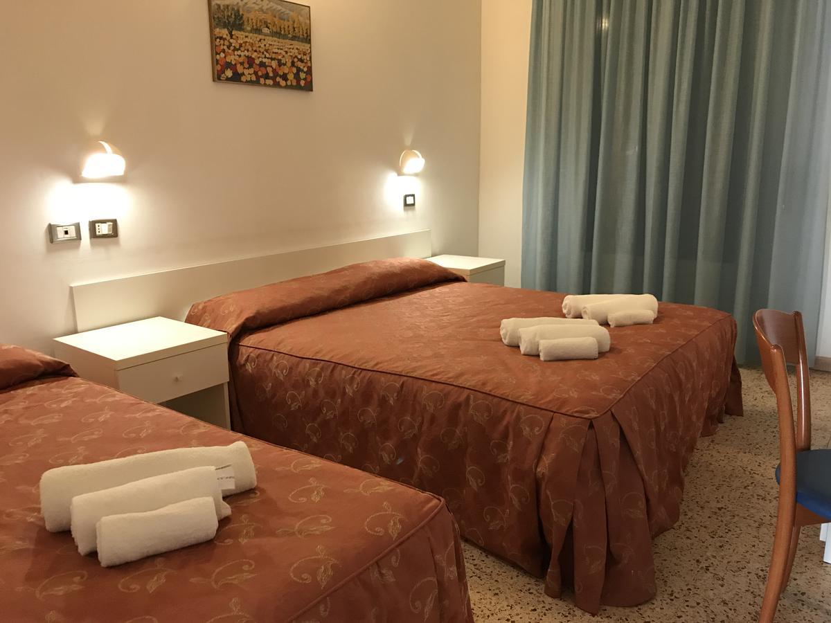 Hotel Riva Rimini Eksteriør bilde